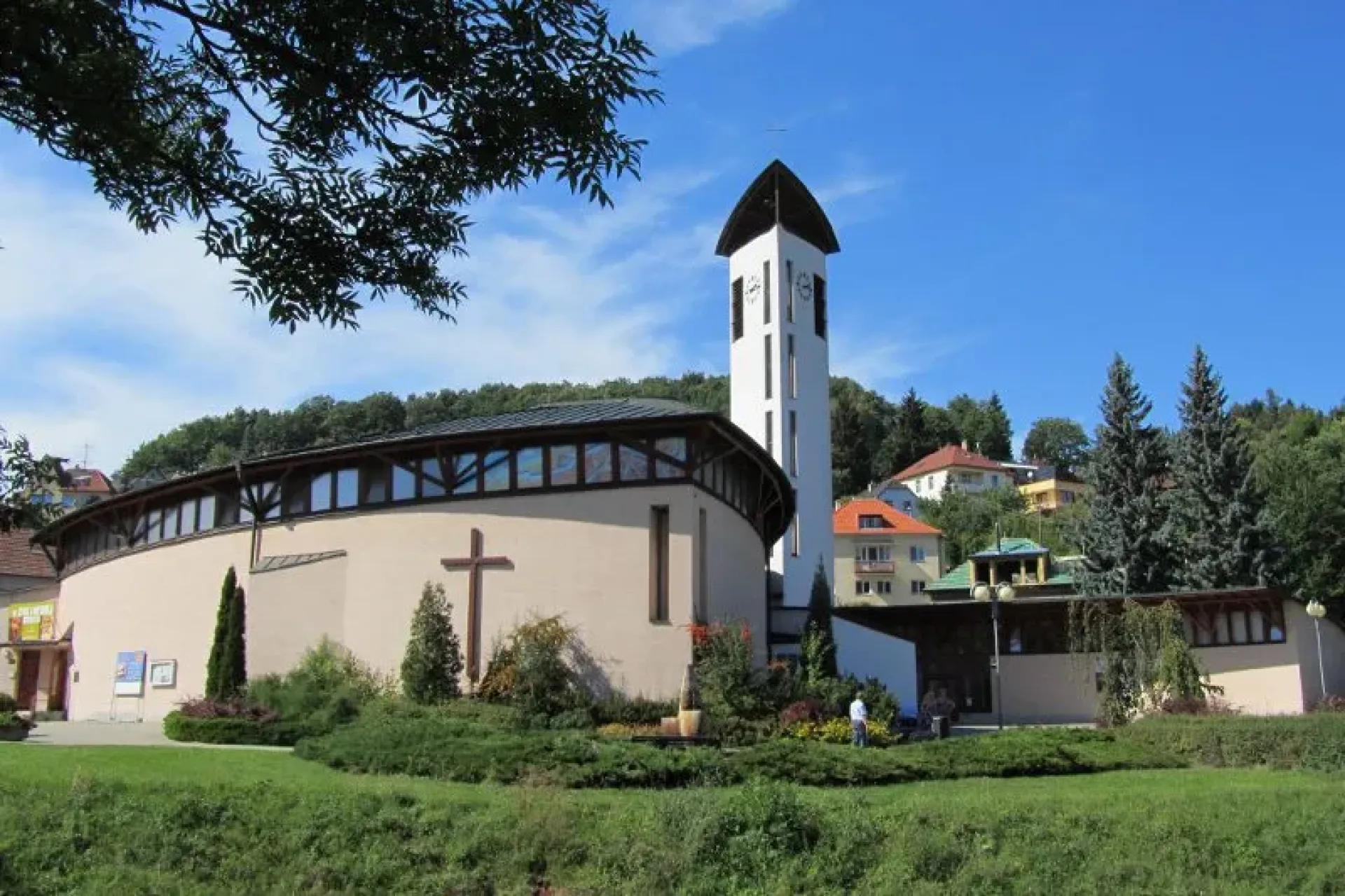 kostel Svaté Rodiny v Luhačovicích (Foto: Zlin.cz)